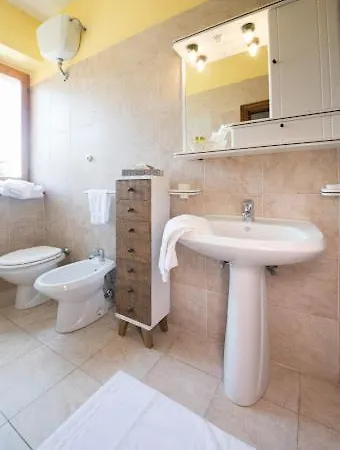 Farm stay Yellowstone In Chianti E Pool San Gimignano