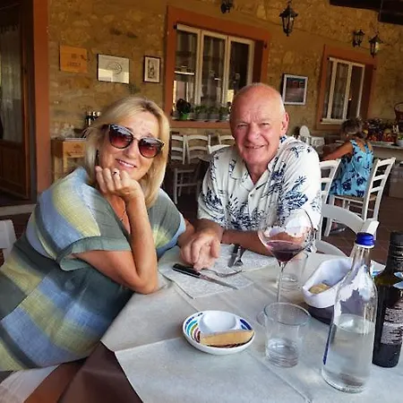 Yellowstone In Chianti E Pool Farm stay San Gimignano